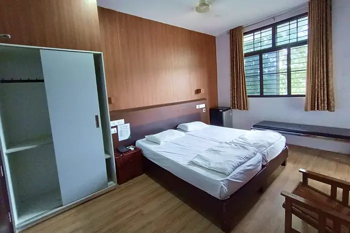 Room - Deluxe AC