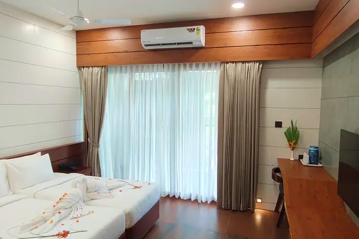 Room - Executive Deluxe AC