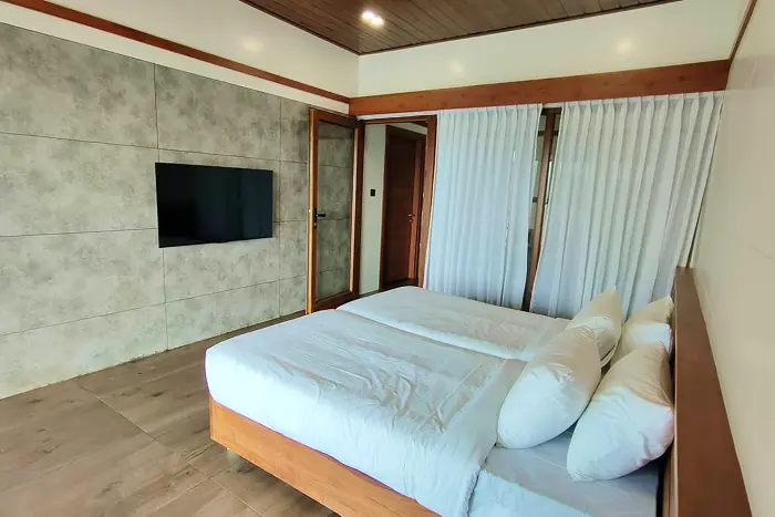 Room - Executive Suite AC